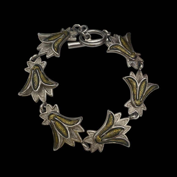 Vintage Jewelry - Vintage Signed Museum of Fine Arts MFA Silver-Tone Tulip Link Bracelet